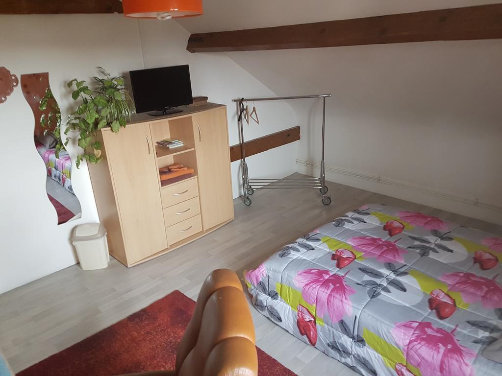 Bed and Breakfast La Demi-Lune Bailleval Exterior foto