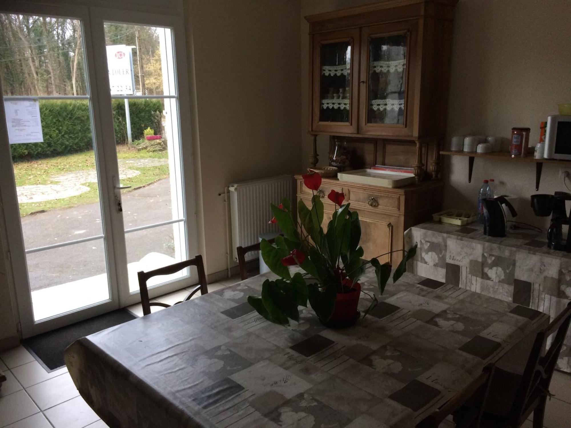 Bed and Breakfast La Demi-Lune Bailleval Exterior foto
